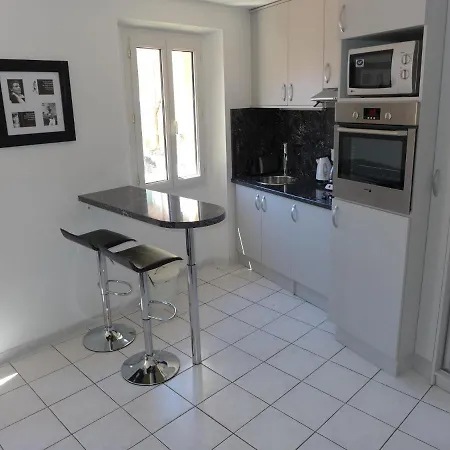 Apartamento Studio Riouffe 2 Mins From The Palais Des Festivals And The 132