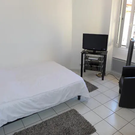 Apartment Studio Riouffe 2 Mins From The Palais Des Festivals And The 132
