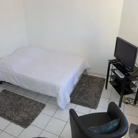 Studio Riouffe 2 Mins From The Palais Des Festivals And The 132 شقة *